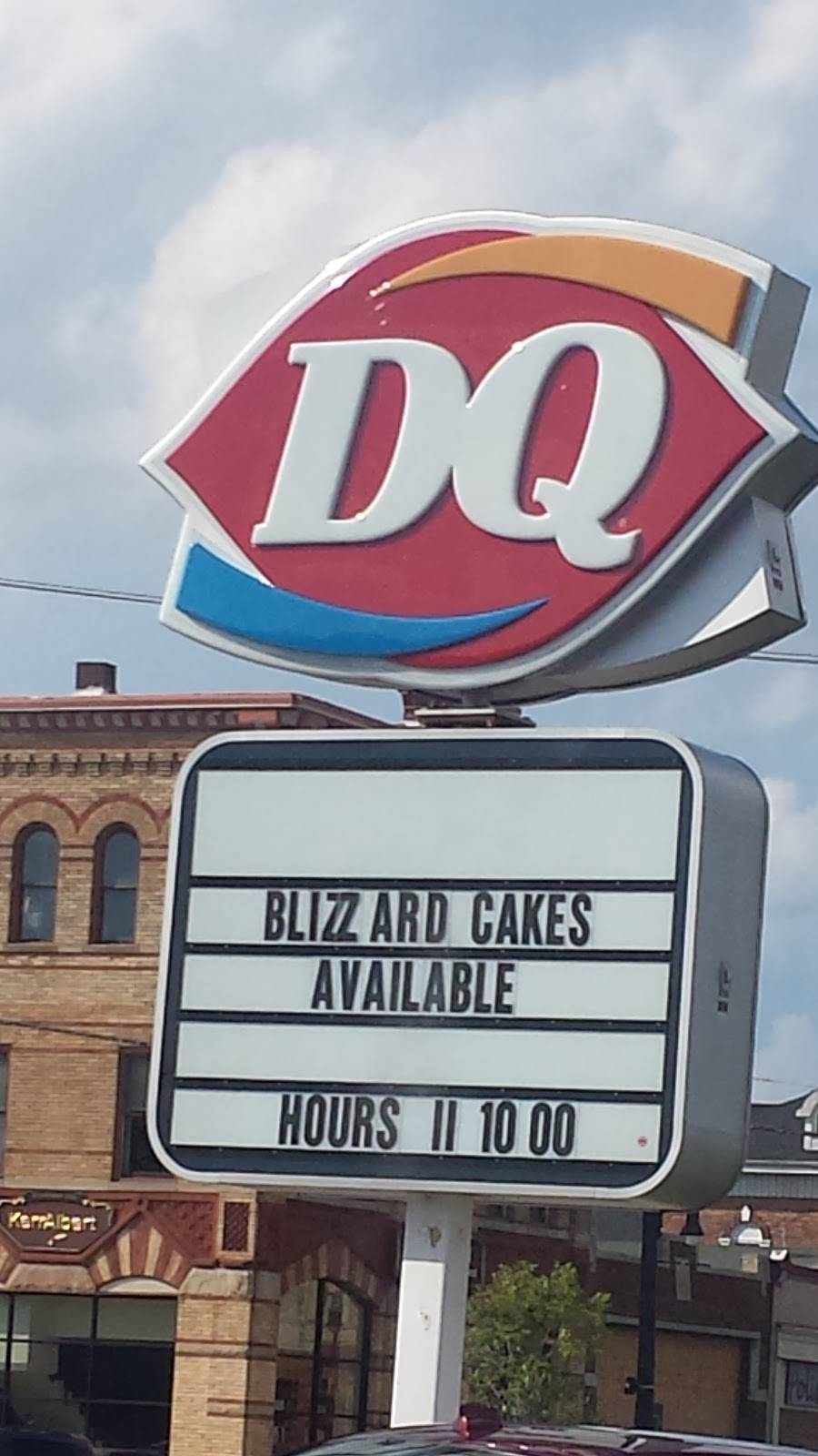 Dairy Queen | restaurant | 1220 Military St, Port Huron, MI 48060, USA | 8109822808 OR +1 810-982-2808