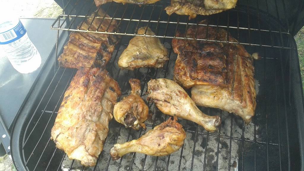 Thomas Diner | restaurant | 1019 Harlem Academy Ave, Clewiston, FL 33440, USA | 8633013587 OR +1 863-301-3587