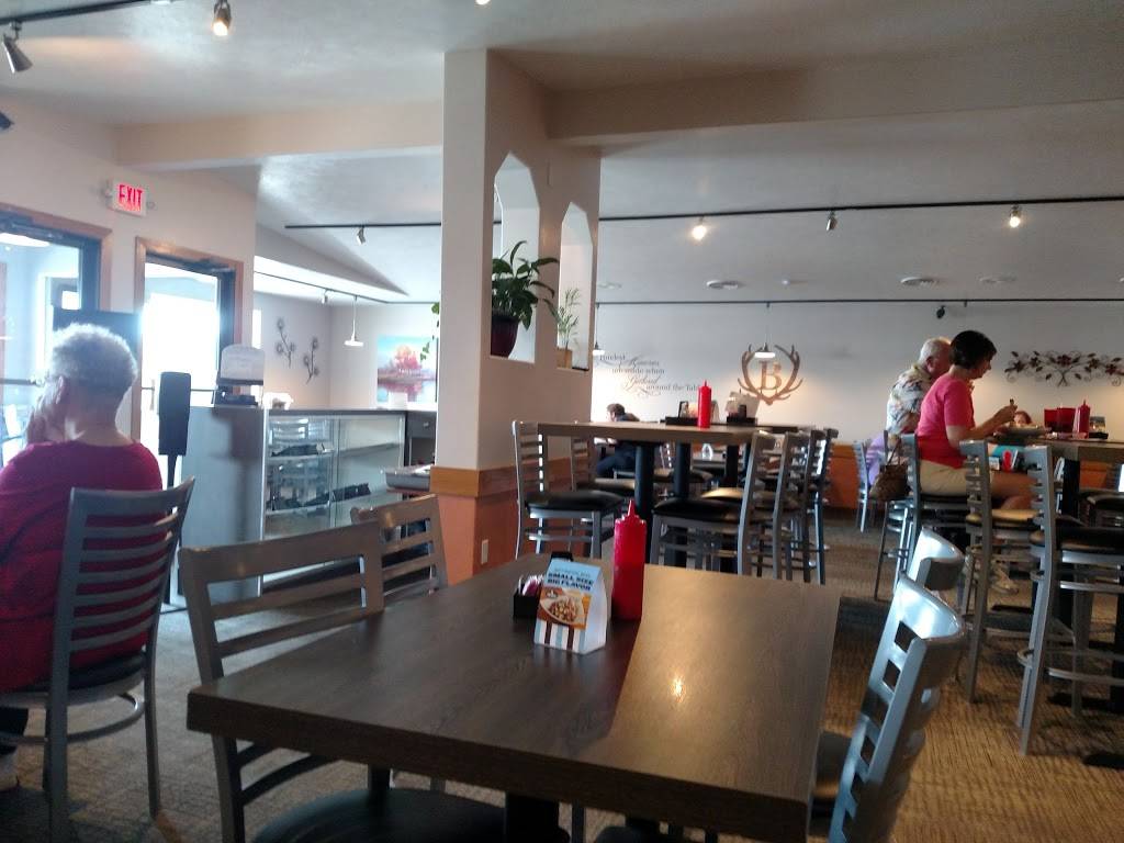 Bucks Country Cookin | restaurant | 105 Plaza Dr, West Branch, MI 48661, USA | 9893451818 OR +1 989-345-1818