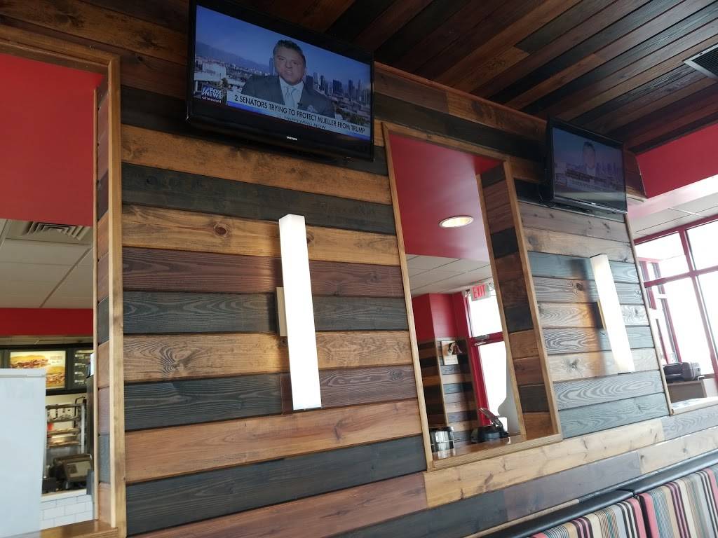 Arbys | restaurant | 200 Noble Creek Dr, Noblesville, IN 46060, USA | 3177735863 OR +1 317-773-5863