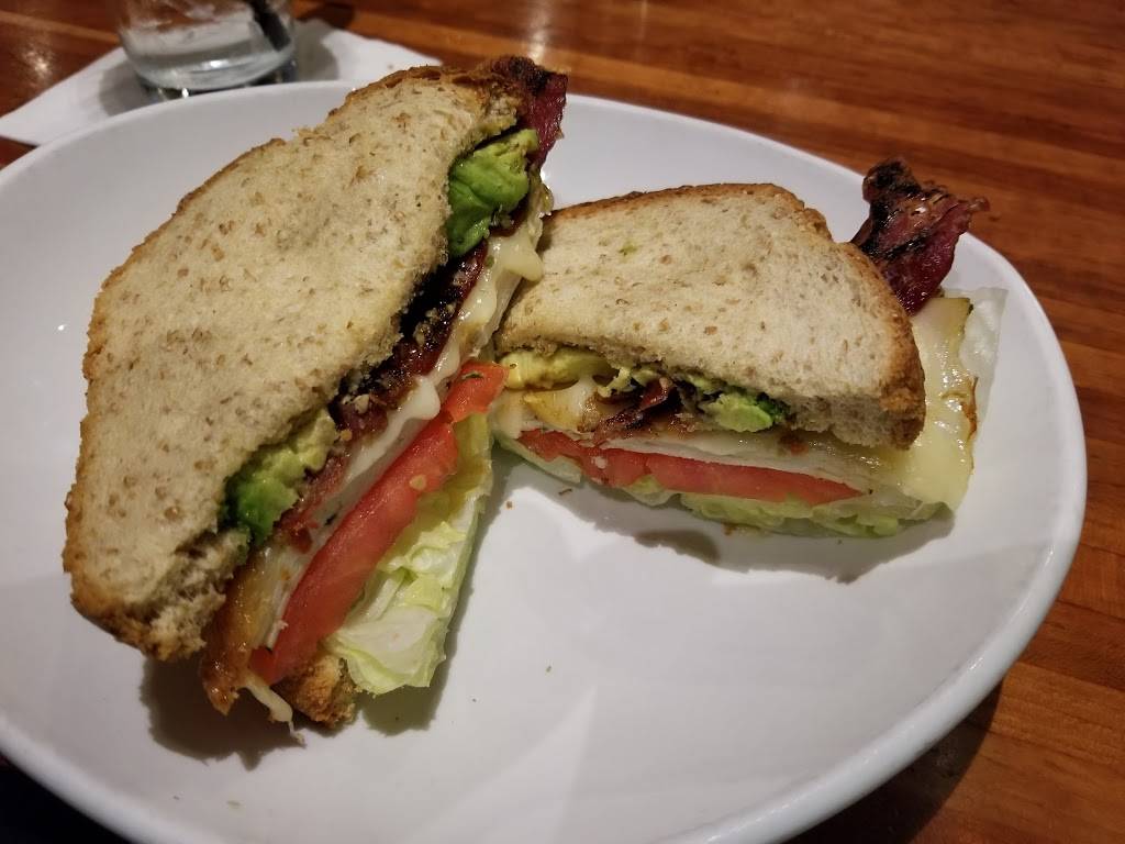 Pepperoni Grill Edmond | restaurant | 1000 W Covell Rd, Edmond, OK 73003, USA | 4052855454 OR +1 405-285-5454