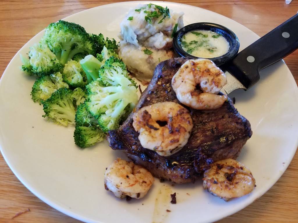 Applebees Grill + Bar | restaurant | 1250 Boots Blvd, Fultondale, AL 35068, USA | 2053808282 OR +1 205-380-8282