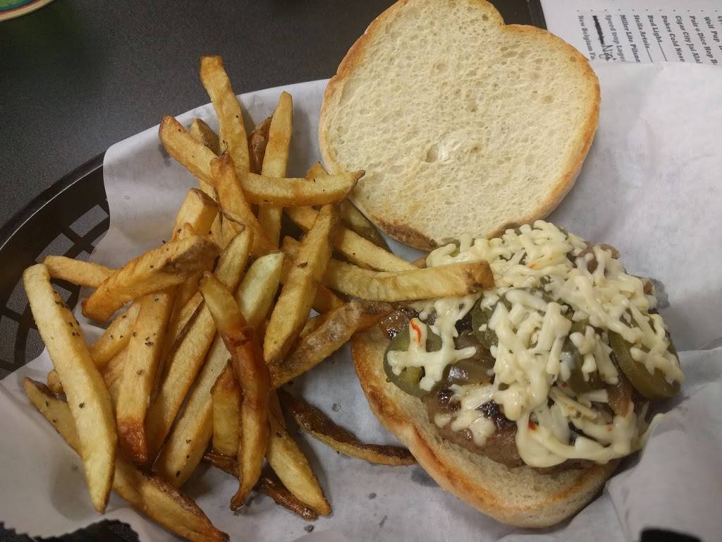 Brewburgers Taphouse | restaurant | 5861 54th Ave N, Kenneth City, FL 33709, USA | 7275922901 OR +1 727-592-2901