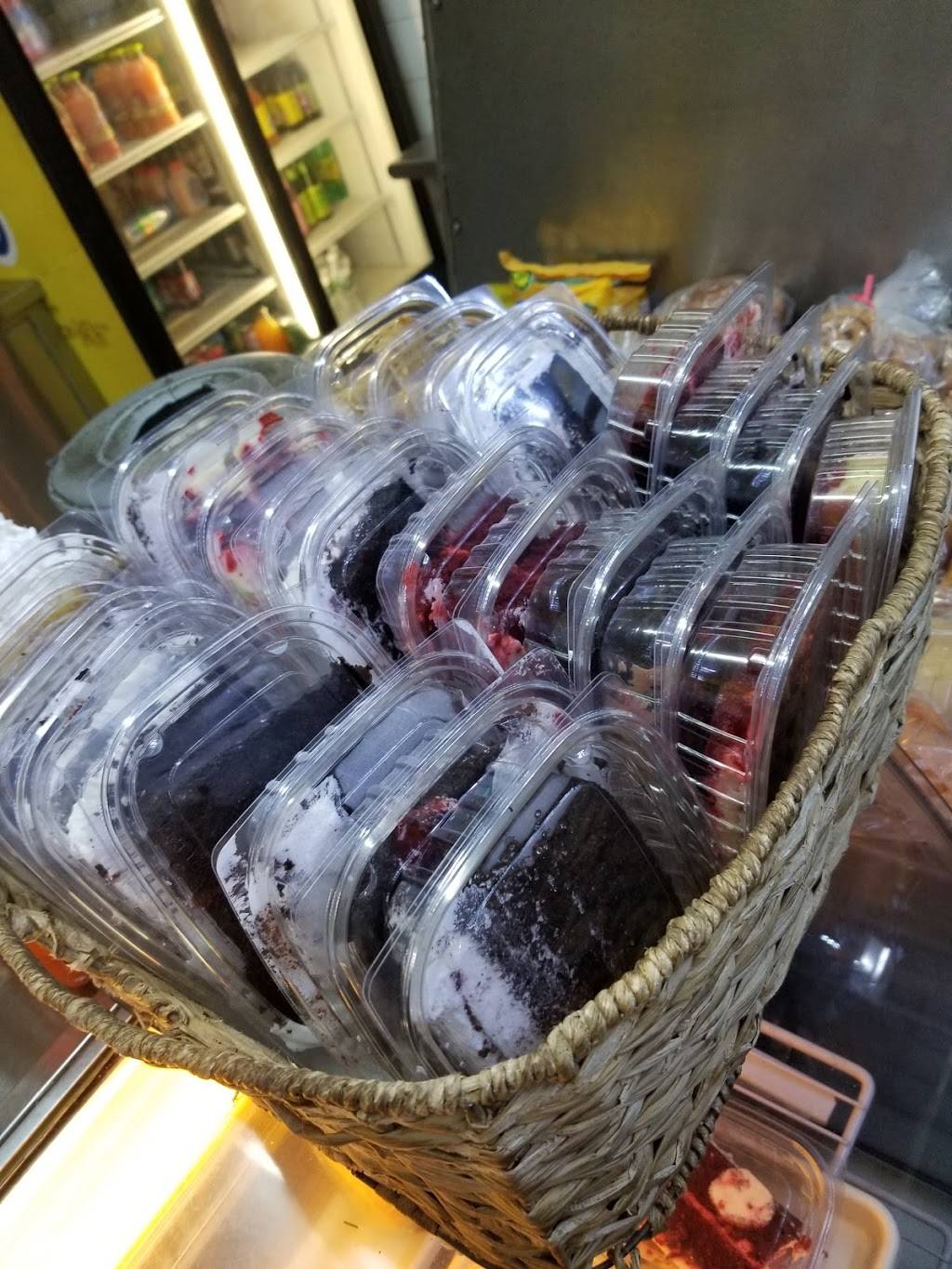 Jamaican Flavors | restaurant | 22409 141st Ave, Jamaica, NY 11413, USA | 7183417352 OR +1 718-341-7352