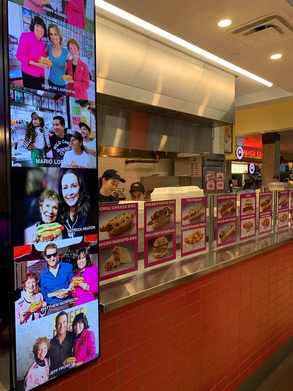 Pinks Hot Dogs | restaurant | 1065 Brea Mall, Brea, CA 92821, USA | 7143909352 OR +1 714-390-9352