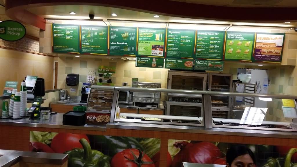 Subway Restaurants | restaurant | 3338 N Texas St Suite B, Fairfield, CA 94533, USA | 7074349535 OR +1 707-434-9535
