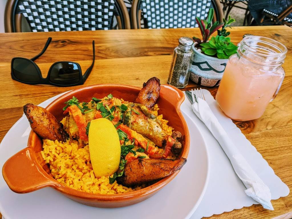 PAPOS Cuban Kitchen | restaurant | 2422 E Katella Ave, Anaheim, CA 92806, USA | 7142716262 OR +1 714-271-6262