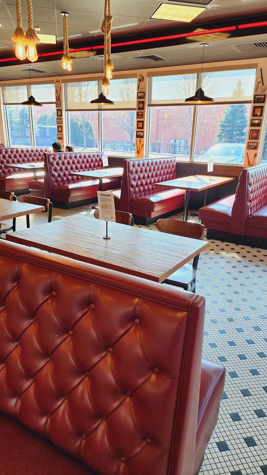 Fry the Coop | restaurant | 2019 75th St, Darien, IL 60561, USA | 6305417802 OR +1 630-541-7802