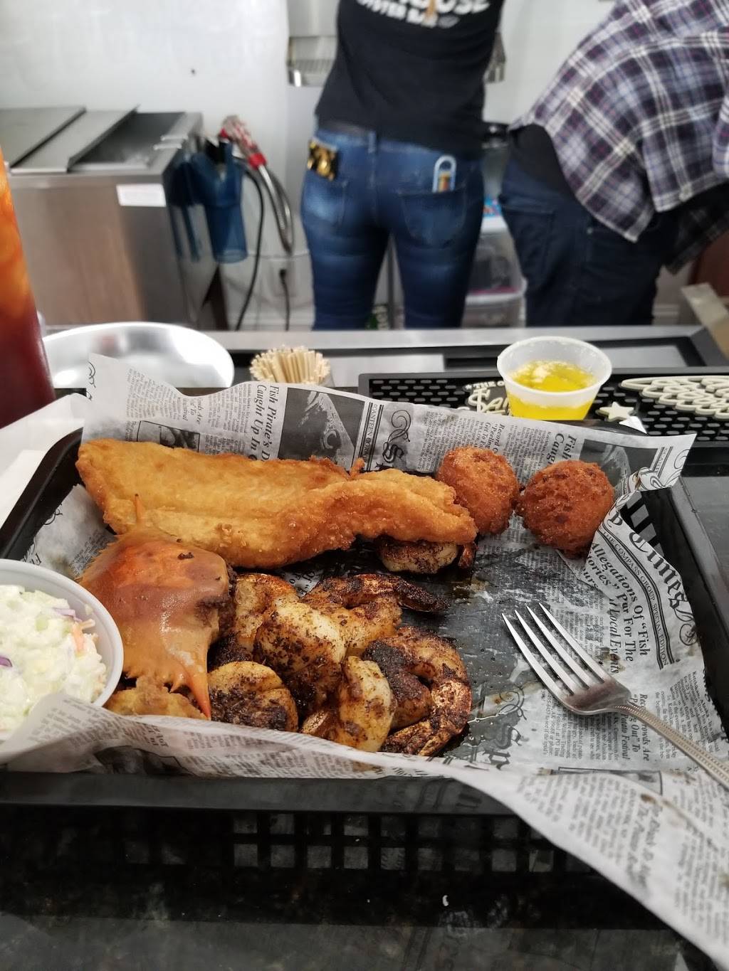 OP Fish House and Oyster Bar | restaurant | 636 Kingsley Ave, Orange Park, FL 32073, USA | 9045793931 OR +1 904-579-3931