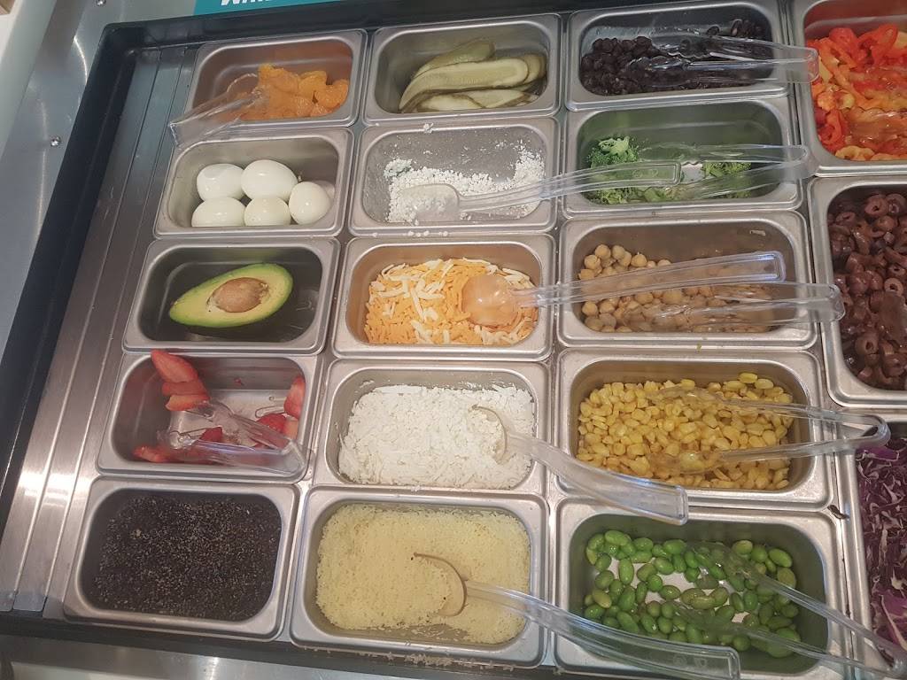 Extreme Pita | restaurant | NShopping Ctr, 6990 Financial Dr #7, Mississauga, ON L5N 8J4, Canada | 9058170007 OR +1 905-817-0007