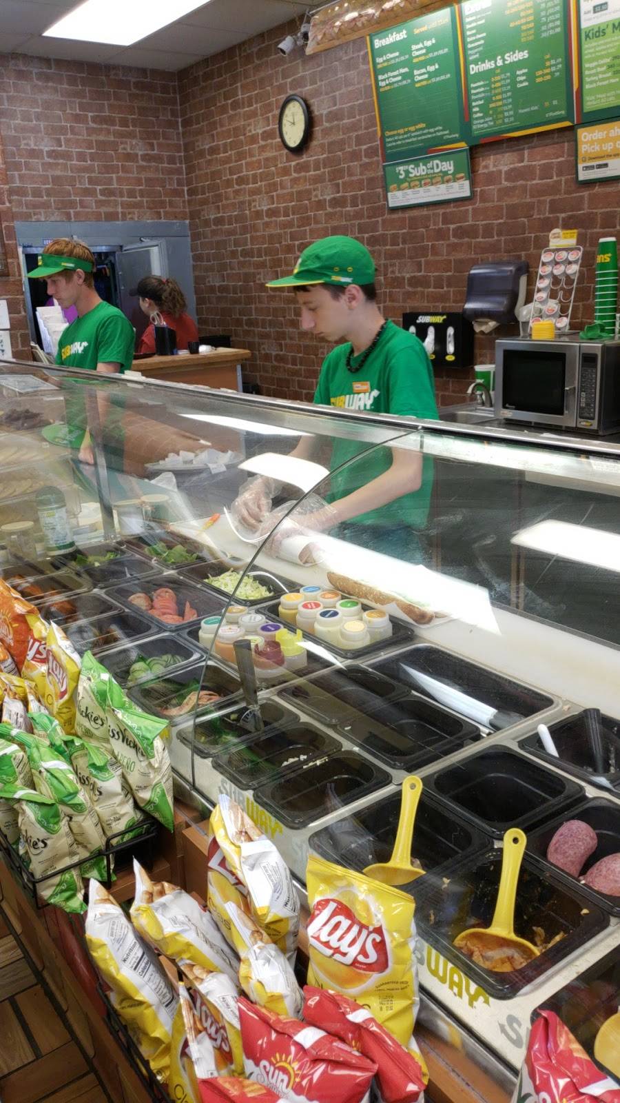 Subway | meal takeaway | 11017 S Parker Rd, Parker, CO 80134, USA | 3038419123 OR +1 303-841-9123