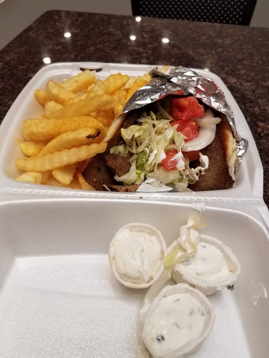 Taste of Philly | restaurant | 2405 Grand Blvd #200, Kansas City, MO 64108, USA | 8164721527 OR +1 816-472-1527