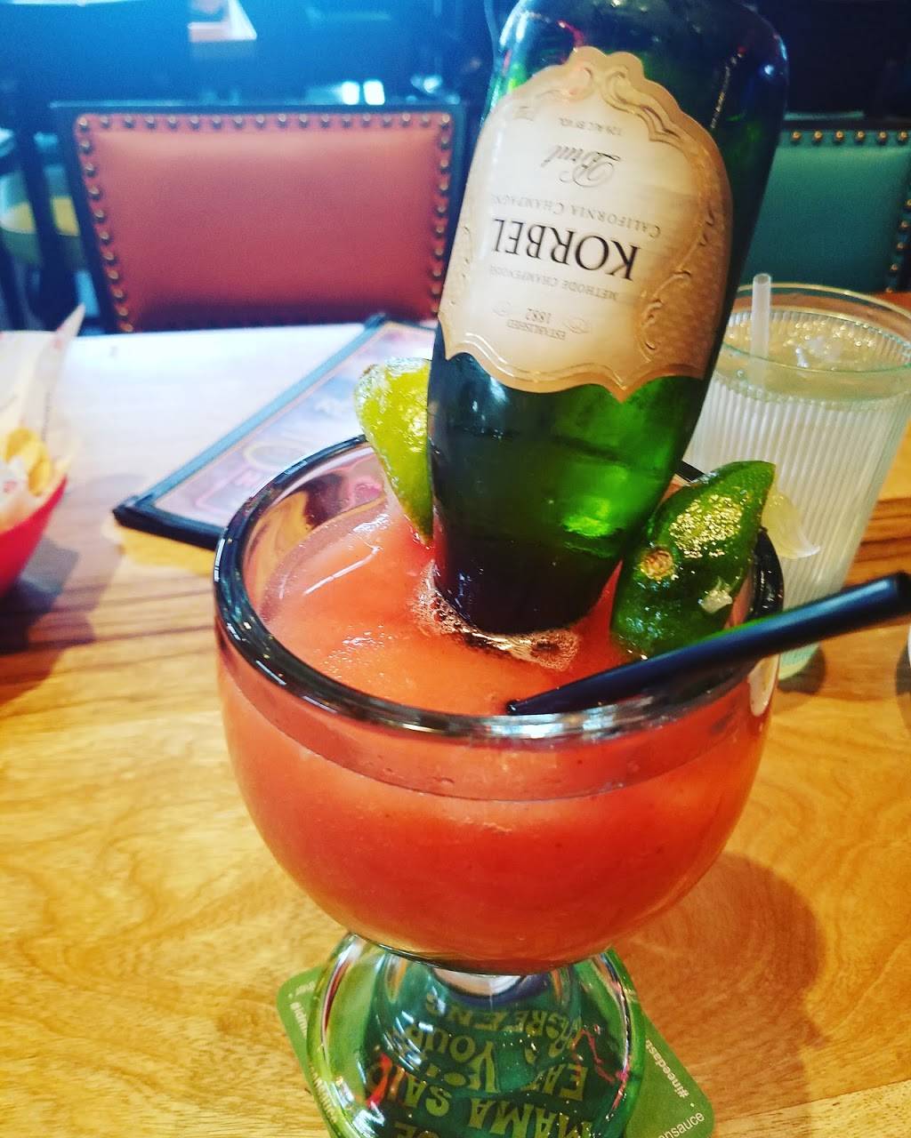 Gringo’s Mexican Kitchen | restaurant | 19940 Southwest Fwy Ste 33, Sugar Land, TX 77479, USA | 8324493920 OR +1 832-449-3920