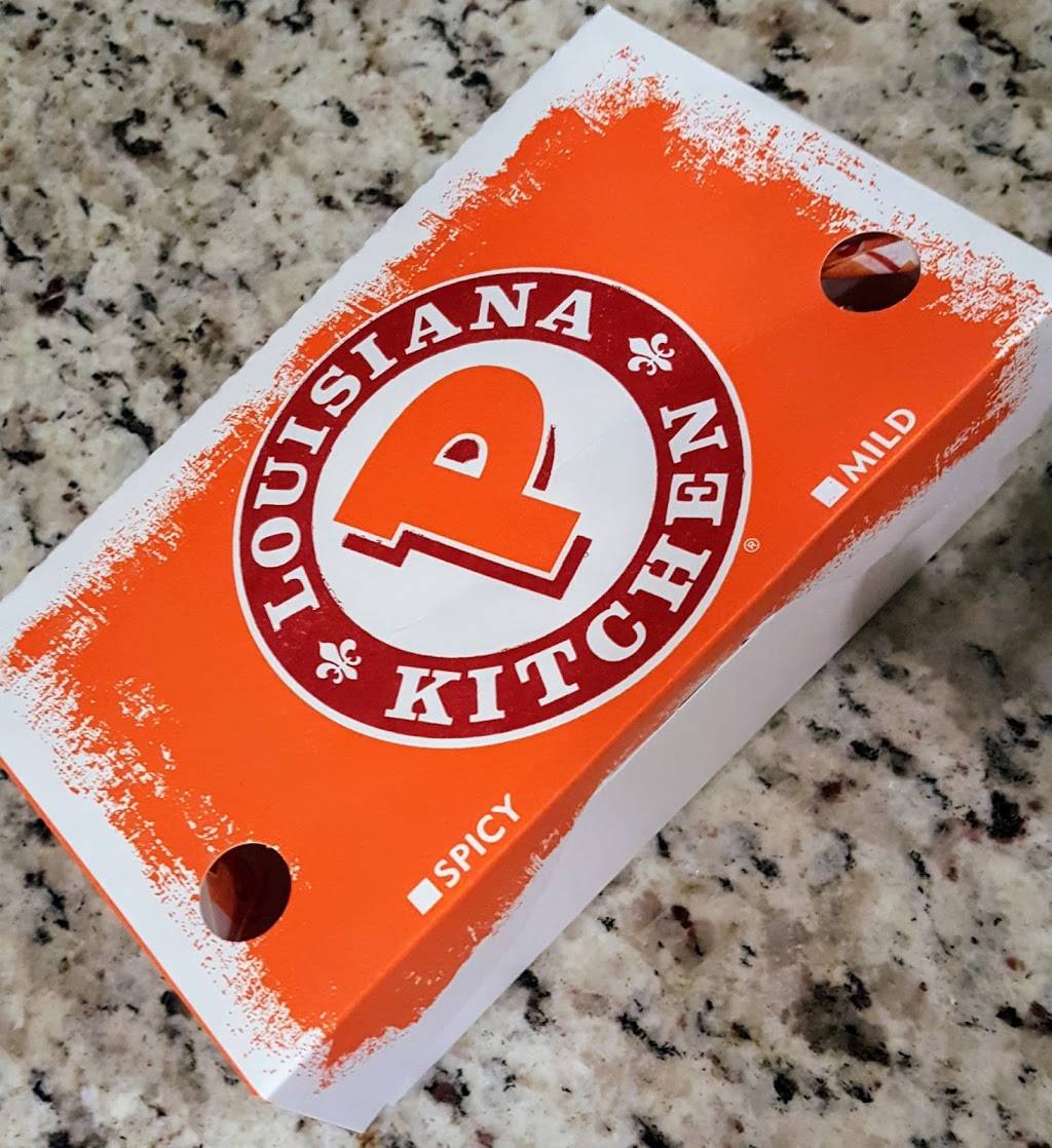 Popeyes | restaurant | 497 Connecticut Ave, Norwalk, CT 06854, USA | 2036423467 OR +1 203-642-3467