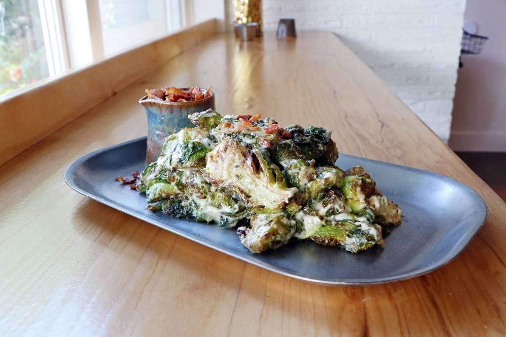 Centro Neighborhood Kitchen | restaurant | 643 SW 152nd St Suite A, Burien, WA 98166, USA | 2064207227 OR +1 206-420-7227