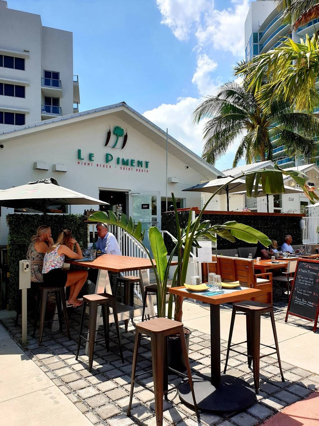 Le Piment Miami | restaurant | 864 Commerce St, Miami Beach, FL 33139, USA | 3053978448 OR +1 305-397-8448