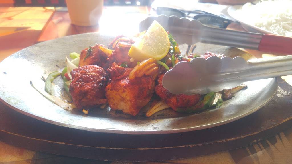 Indian Sizzler | restaurant | 3651 Lancaster Ave, Philadelphia, PA 19104, USA | 2153867272 OR +1 215-386-7272
