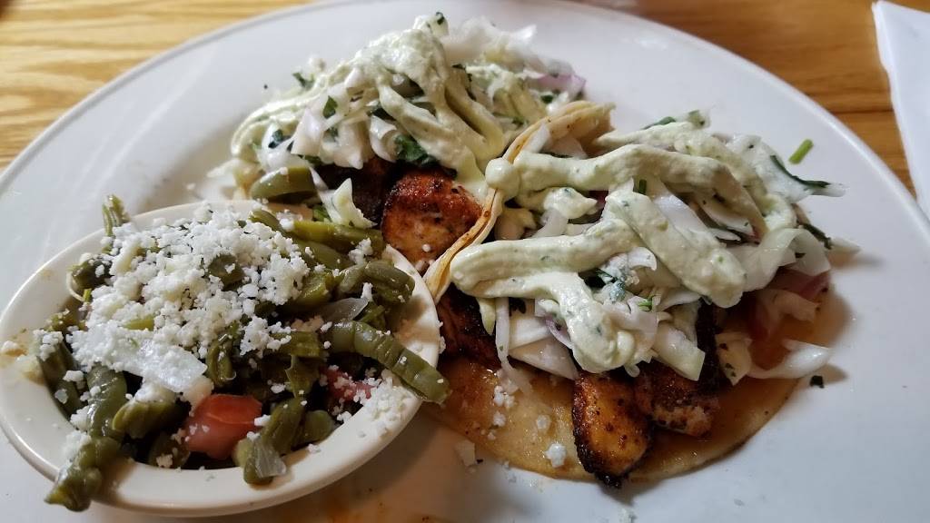 La Tuna | restaurant | 100 Probandt, San Antonio, TX 78204, USA | 2102125727 OR +1 210-212-5727