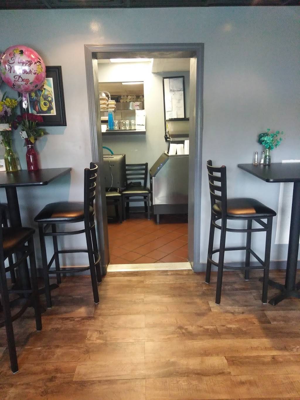 Ova Flo Southern Style Cuisine | restaurant | 9938 S Torrence Ave, Chicago, IL 60617, USA | 7734374063 OR +1 773-437-4063