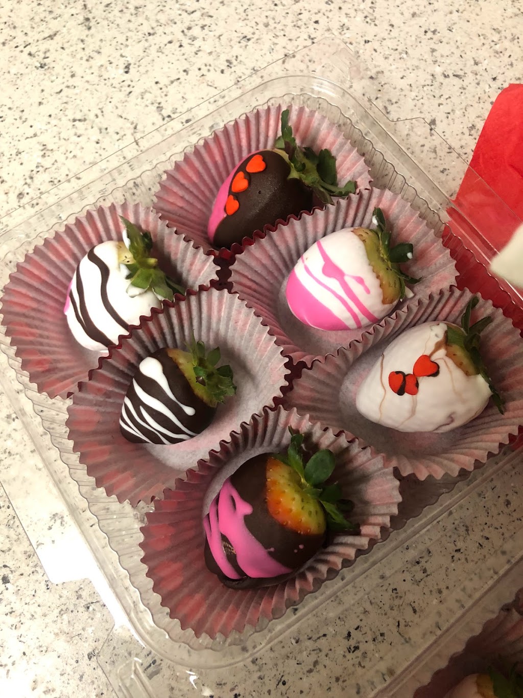 Ava’s Treatz | restaurant | 1207 High Hammock Dr, Tampa, FL 33619, USA | 8136191697 OR +1 813-619-1697