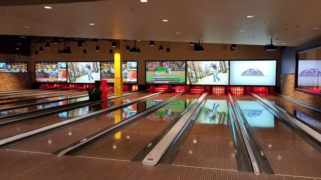 Main Event Pittsburgh | restaurant | 200 Quinn Dr, Pittsburgh, PA 15275, USA | 4125334800 OR +1 412-533-4800