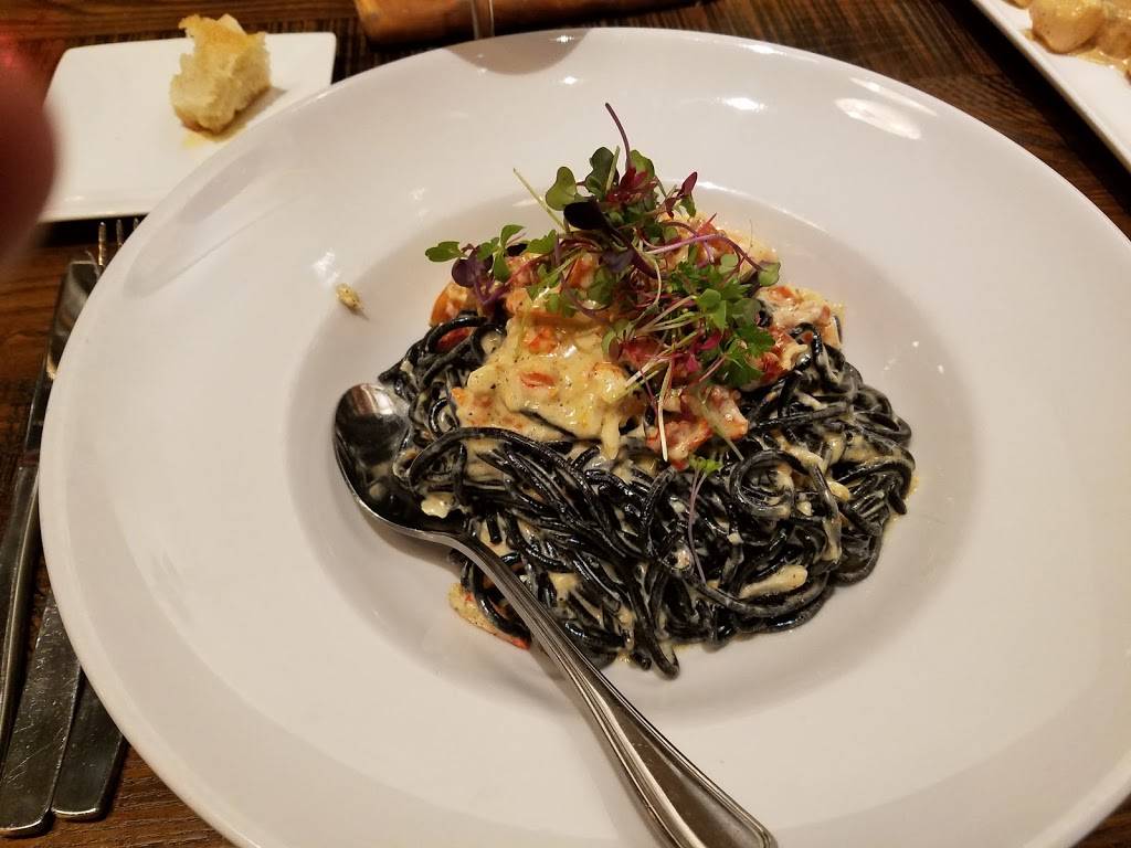 Convivio Italian Artisan Cuisine - Zionsville | restaurant | 40 S Main St, Zionsville, IN 46077, USA | 3177333600 OR +1 317-733-3600