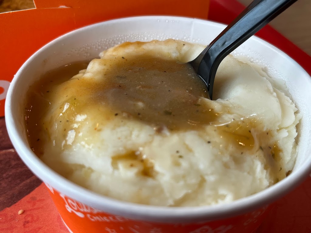 Popeyes Louisiana Kitchen | restaurant | 1305 Gateway Blvd, Cottage Grove, OR 97424, USA | 5642190809 OR +1 564-219-0809