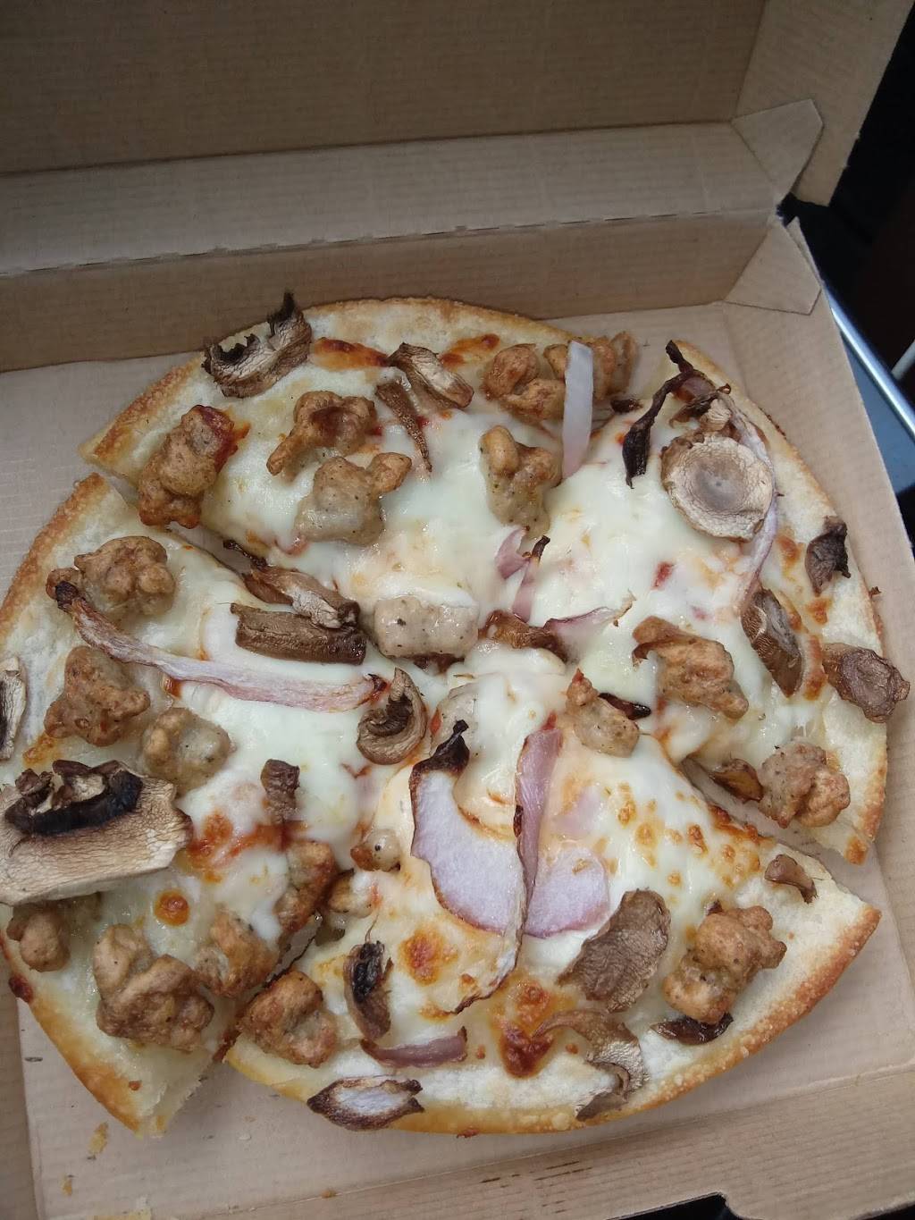 Pizza Hut | meal takeaway | 1516 N Saginaw Rd, Midland, MI 48640, USA | 9898399935 OR +1 989-839-9935