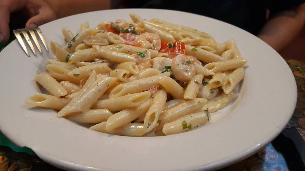 Smalleys Inn | restaurant | 57 Gleneida Ave, Carmel Hamlet, NY 10512, USA | 8452254007 OR +1 845-225-4007