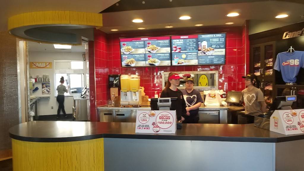 Raising Canes Chicken Fingers | meal takeaway | 14385 W Bell Rd, Surprise, AZ 85374, USA | 6232303997 OR +1 623-230-3997