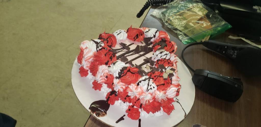 Dairy Queen Store | restaurant | 34250 US Highway 96 S, Buna, TX 77612, USA | 4099949180 OR +1 409-994-9180