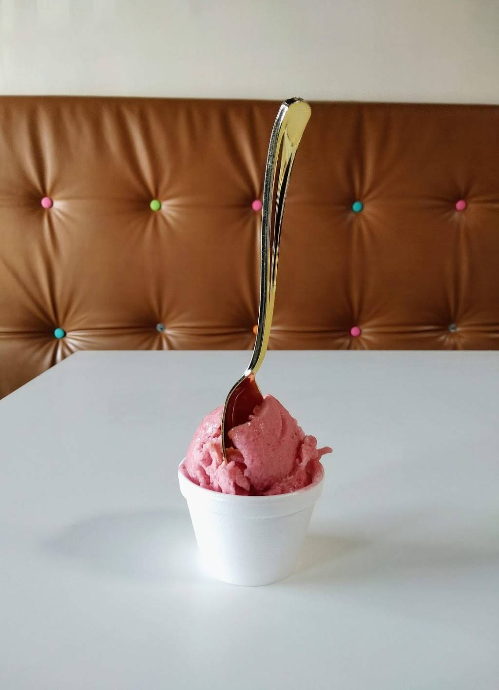 Howdy Homemade Ice Cream | cafe | 4333 Lovers Ln, Dallas, TX 75225, USA | 4699308494 OR +1 469-930-8494