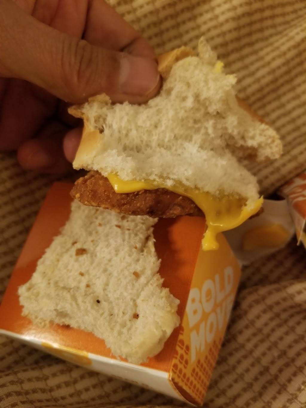 White Castle | restaurant | 4520 S Emerson Ave, Indianapolis, IN 46203, USA | 3177837449 OR +1 317-783-7449