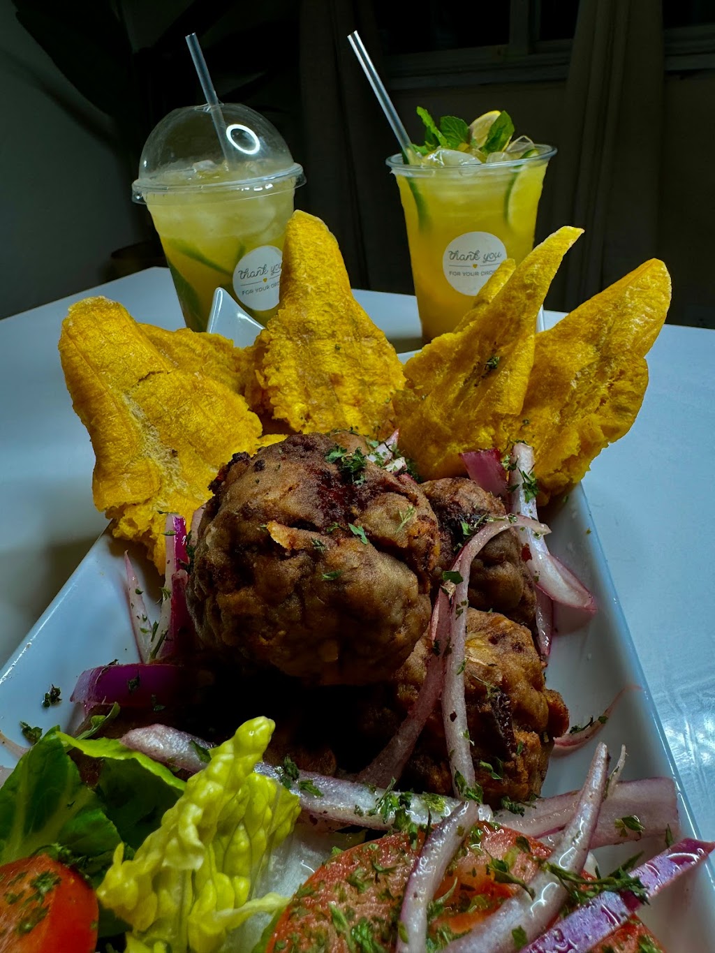 Myrdou’s kitchen | restaurant | Streets Run Rd, Pittsburgh, PA 15236, USA | 4846491326 OR +1 484-649-1326