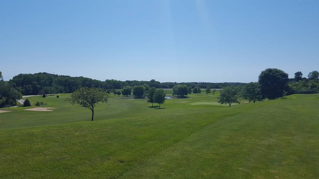 Big Rock Country Club | night club | 9684 146th St, Fayette, IA 52142, USA | 5634253687 OR +1 563-425-3687