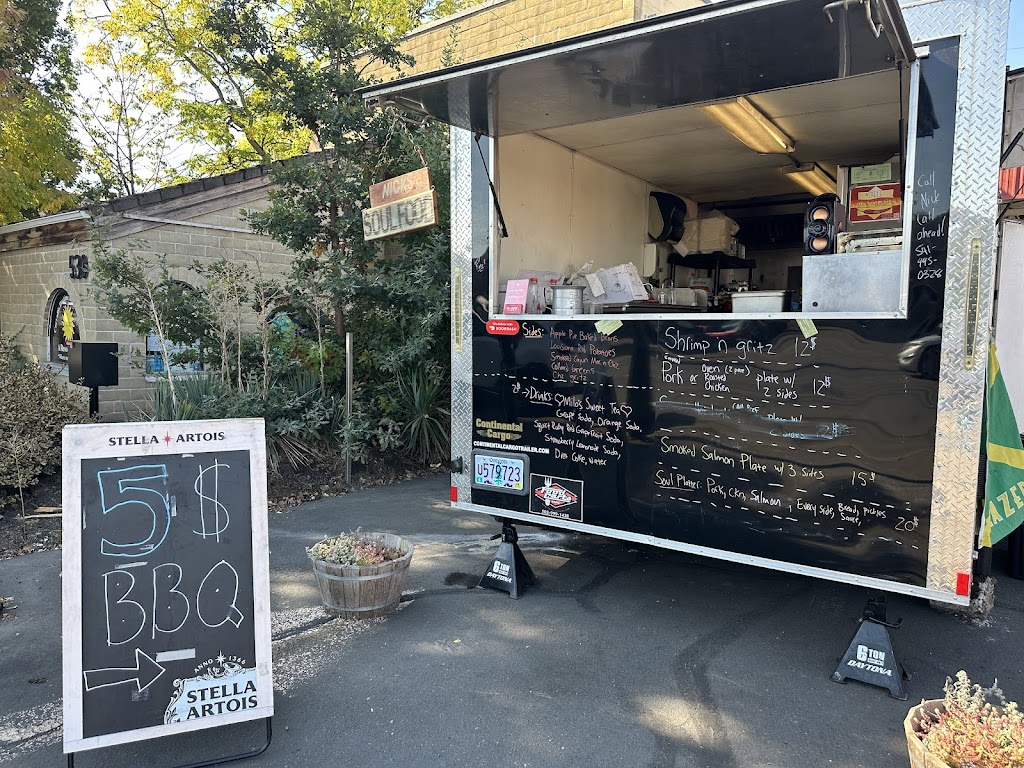 Nicks: Soul Food | restaurant | 520 SW 4th St, Corvallis, OR 97333, USA | 5419950328 OR +1 541-995-0328