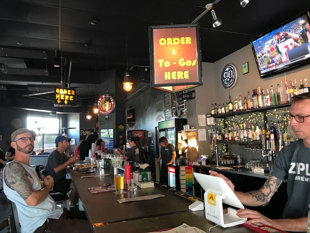 The Burger Stand at College Hill | restaurant | 1601 SW Lane St, Topeka, KS 66604, USA | 7857838900 OR +1 785-783-8900