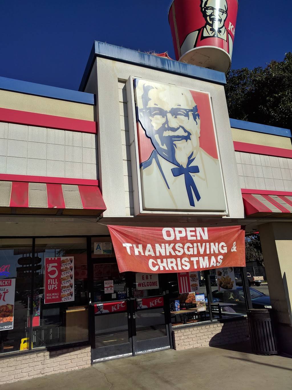 KFC | restaurant | 20101 Sherman Way, Canoga Park, CA 91306, USA | 8188821160 OR +1 818-882-1160