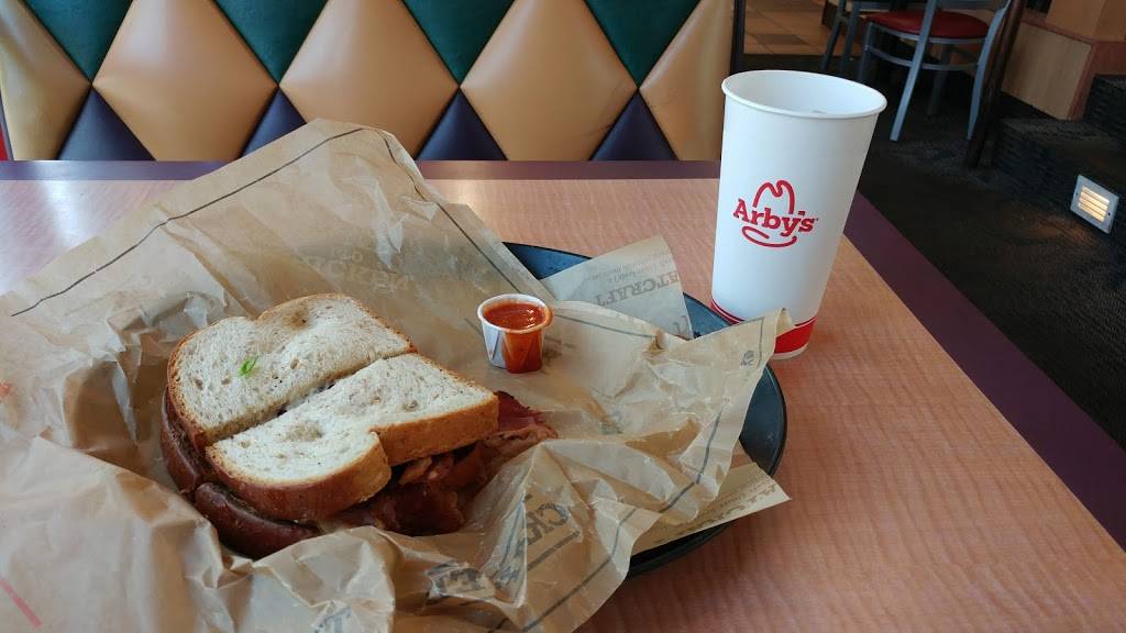 Arbys | restaurant | 1590 Old Trolley Rd, Summerville, SC 29485, USA | 8438714020 OR +1 843-871-4020
