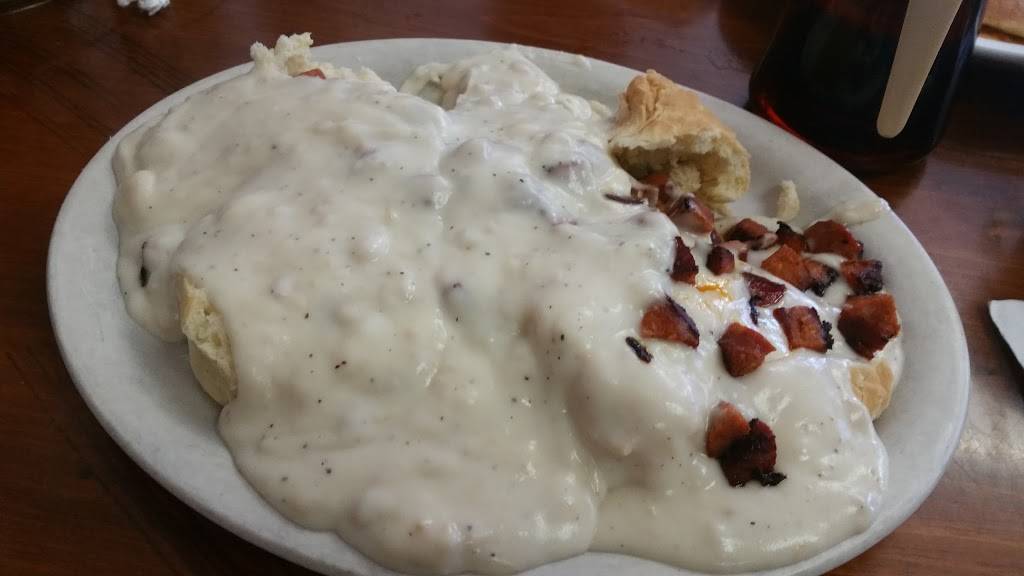 Susies Country Oaks Café | restaurant | 1000 Melody Ln STE 120, Roseville, CA 95678, USA | 9167860274 OR +1 916-786-0274