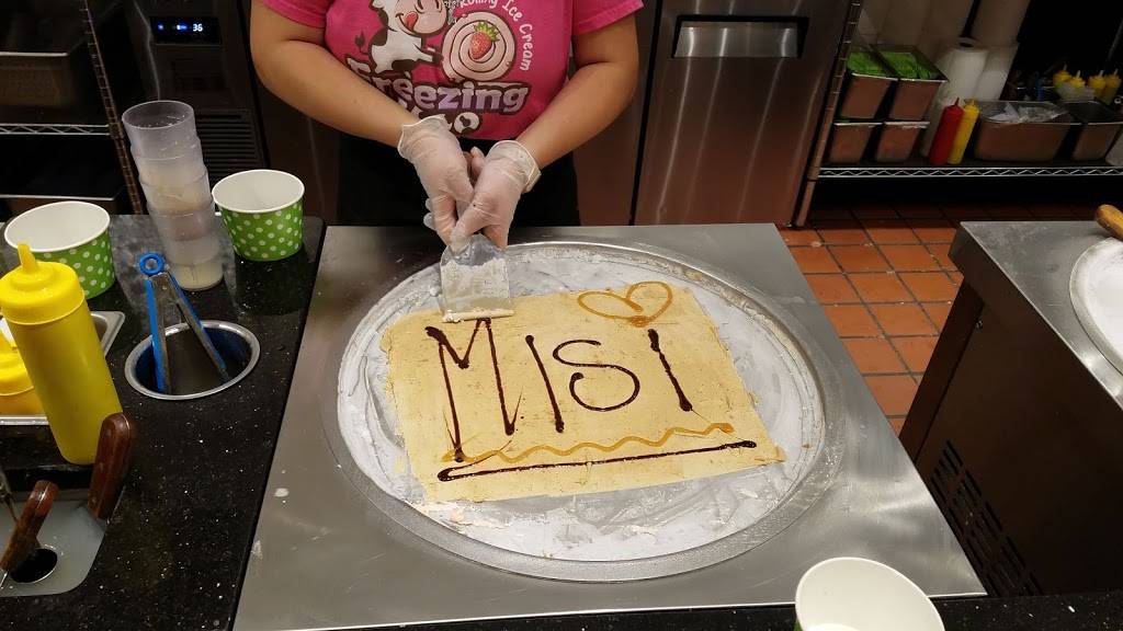 Freezing Moo | restaurant | 20140 W 153rd St, Olathe, KS 66062, USA | 9138153488 OR +1 913-815-3488