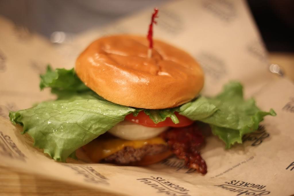 Johnny Rockets | restaurant | 2621 Palisades Center Dr, West Nyack, NY 10994, USA | 8453489343 OR +1 845-348-9343