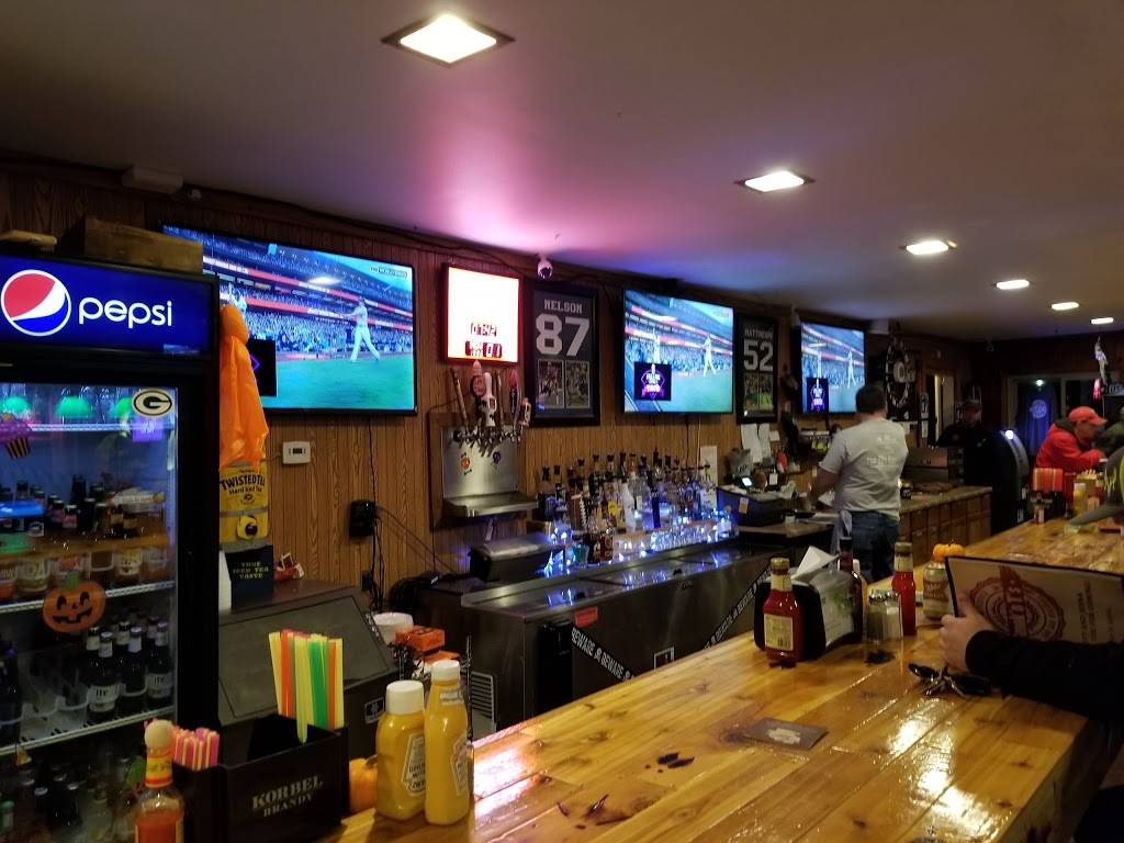 Fur Fin & Feather | restaurant | 3602 County Rd B, Wisconsin Dells, WI 53965, USA | 6082532828 OR +1 608-253-2828