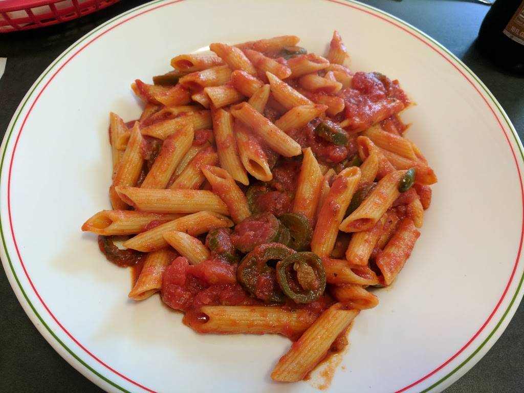 Sals Pizza | restaurant | 105 S Main St, Fond du Lac, WI 54935, USA | 9209239191 OR +1 920-923-9191