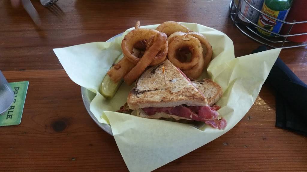 Dubbers Oldtown Bar And Grill | restaurant | 3427, 172 Main St, Salinas, CA 93901, USA | 8316760256 OR +1 831-676-0256