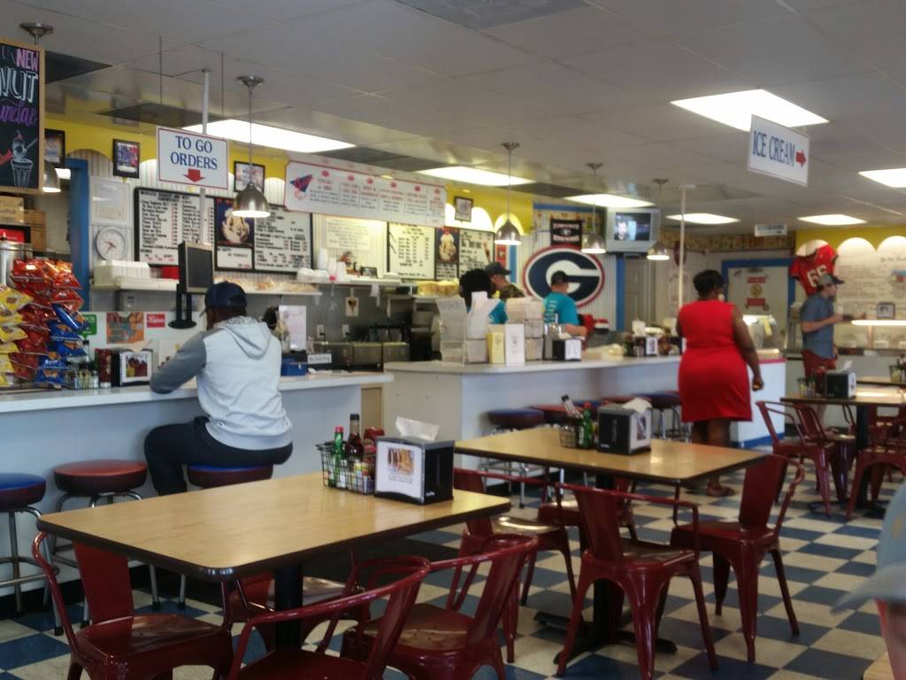 Ye Ole Fashioned Ice Cream & Sandwich Cafe- Mt. Pleasant | cafe | 1502 N Hwy 17, Mt Pleasant, SC 29464, USA | 8438493698 OR +1 843-849-3698