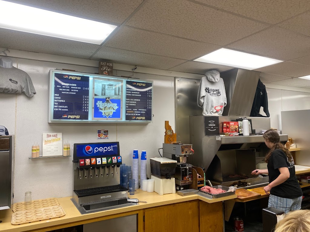 Hudsons Hamburgers | meal takeaway | 207 Sherman Ave, Coeur dAlene, ID 83814, USA | 2086645444 OR +1 208-664-5444