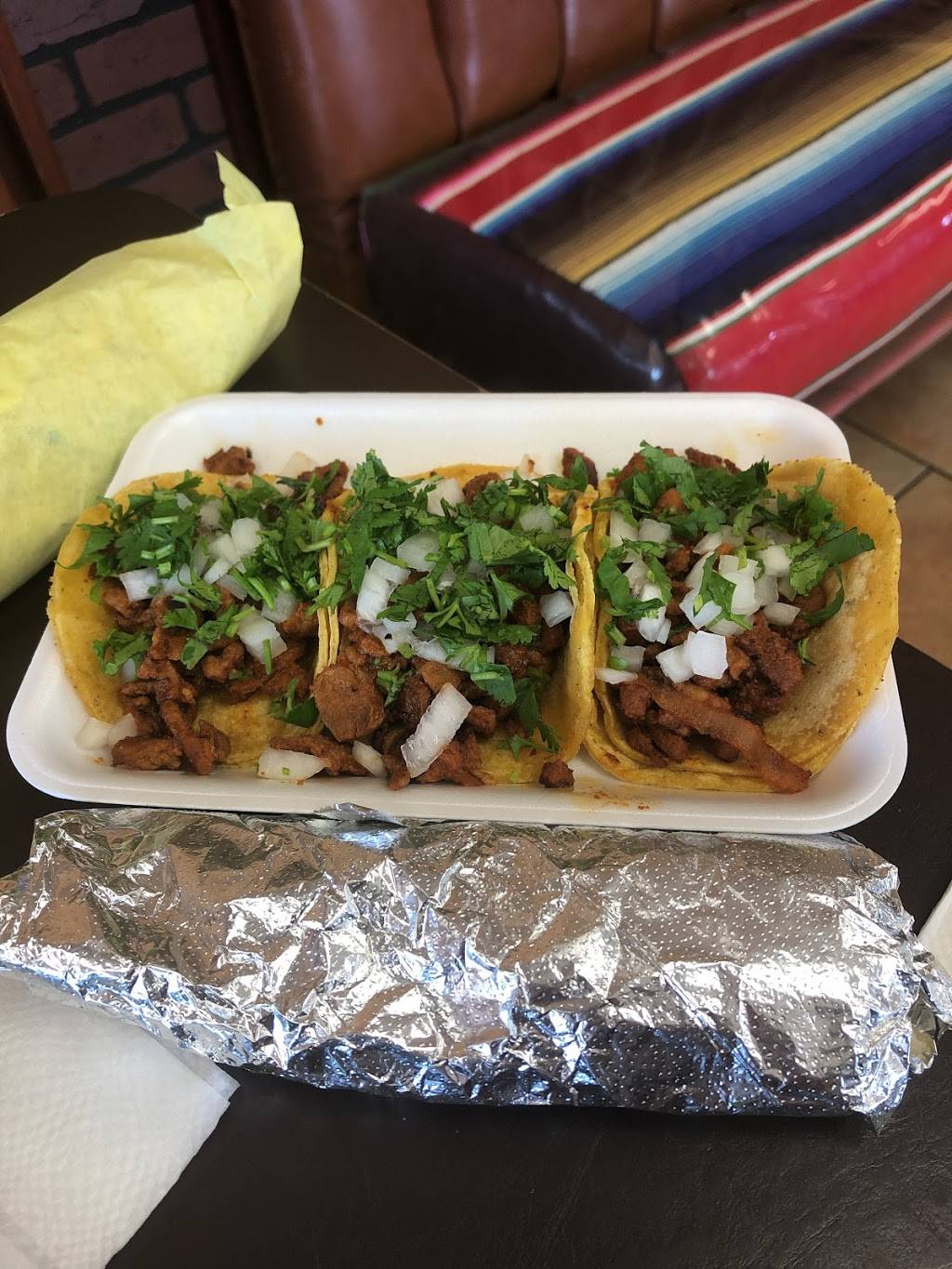 Lazaros Mexican Food | restaurant | 8290 W Camelback Rd, Glendale, AZ 85303, USA | 6233996916 OR +1 623-399-6916