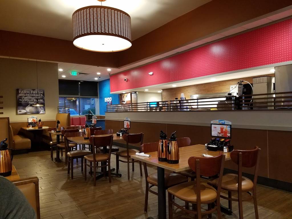 IHOP | restaurant | 981 Blossom Hill Rd, San Jose, CA 95123, USA | 5104303543 OR +1 510-430-3543