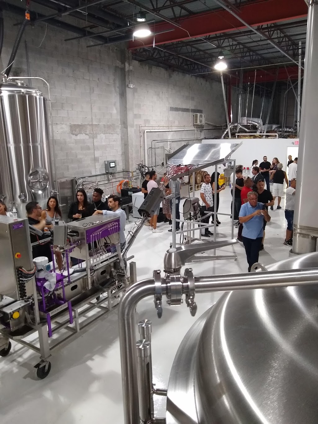 Prision Pals Brewing Co. | restaurant | 8302 NW 14th St, Doral, FL 33126, USA | 3054872780 OR +1 305-487-2780